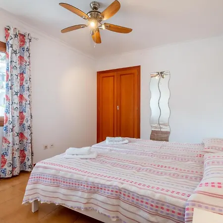 Corb Mari Portocolom (Mallorca)